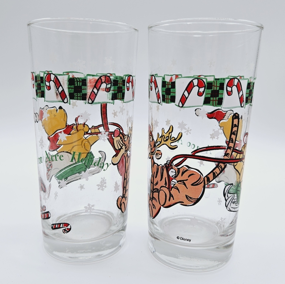 DISNEY | Christmas holiday Pooh Bear & Tigger candy cane sleigh set of 2 glasses - Picture 4 of 7
